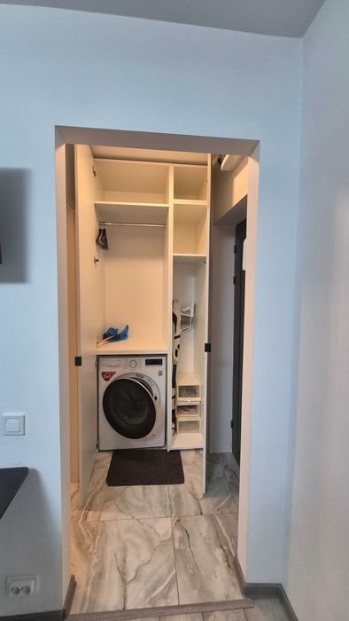 Garsonieră de închiriat, metrou Timpuri Noi - Tineretului, libera, renovata, mobilata si utilata