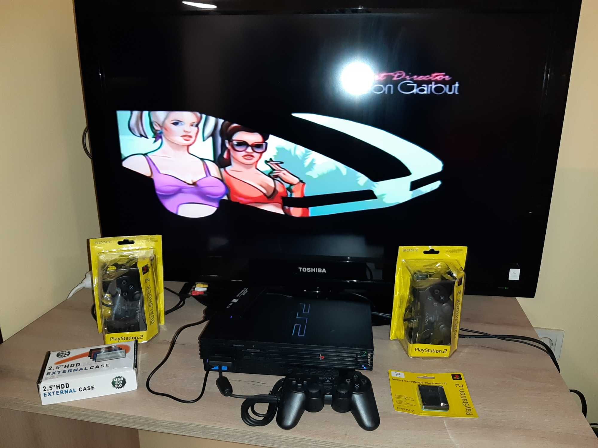 Плейстейшън 2 PS2 пълен комплект с 2бр. джойстик и 70 игри хард диск гр ...