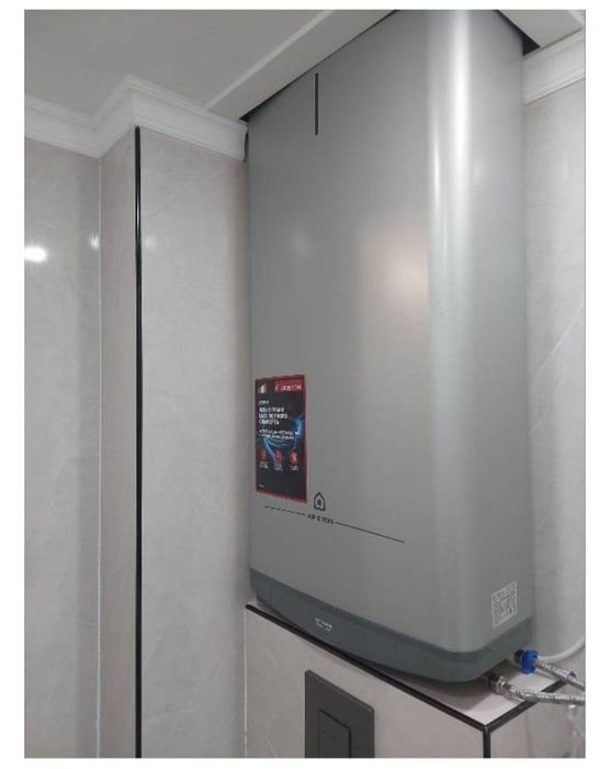 Продам водонагреватель Аристон