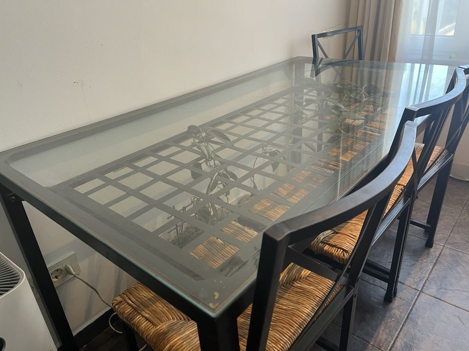 Set masa si 4 scaune IKEA