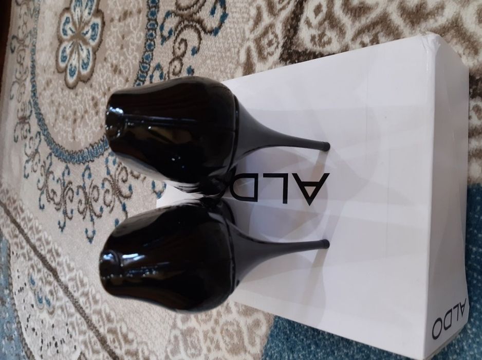 Новые туфли Aldo 37размер