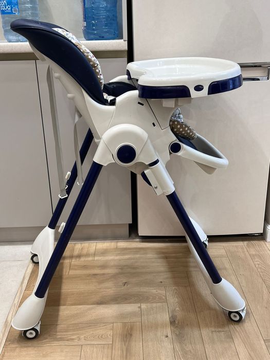 Столик для кормления