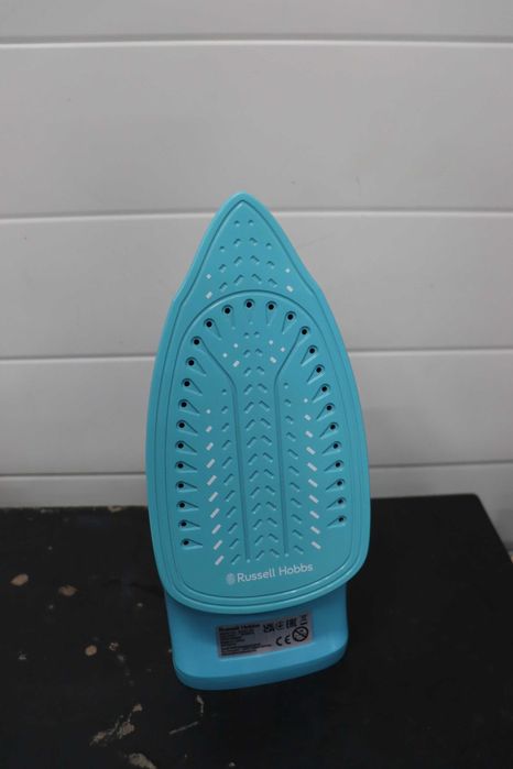 Парна ютия Russell Hobbs Light & Easy Brights, парен, 2400W, ПРОМОЦИЯ!