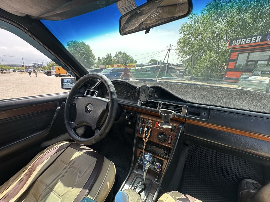 Мерс 124 190Е 1993г обмен айфонға