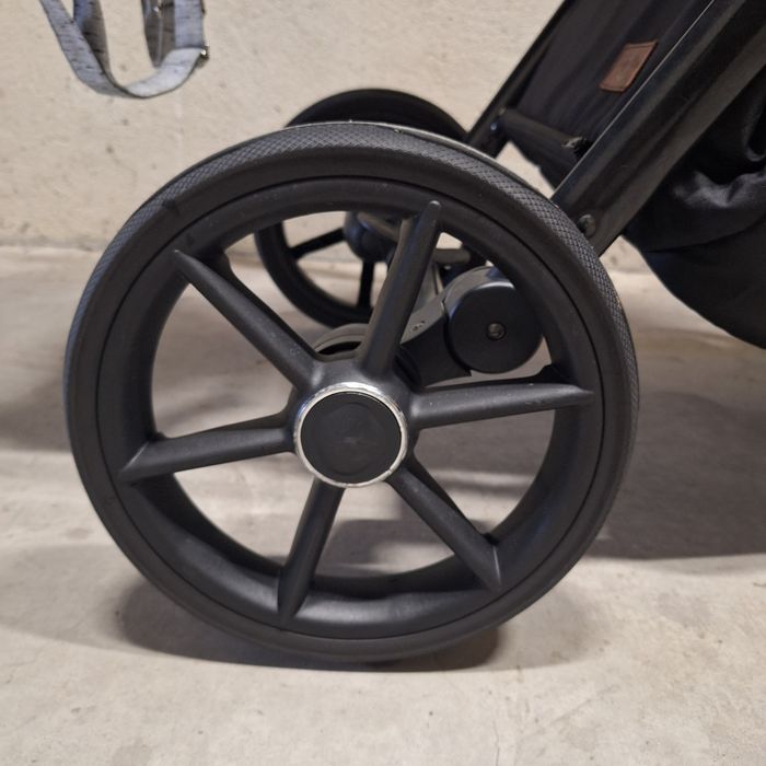 Baby Merc Mango бебешка количка