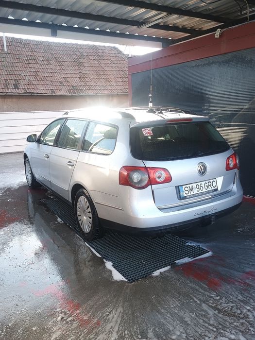 Vând passat B6 motor 2L