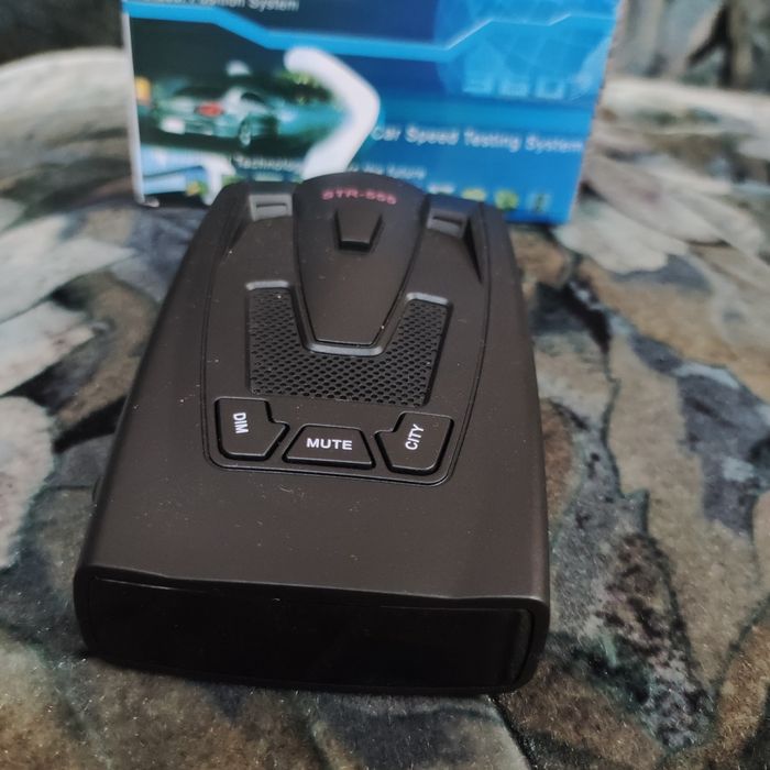 СРОЧНО ПРОДАМ Радар детектор  555