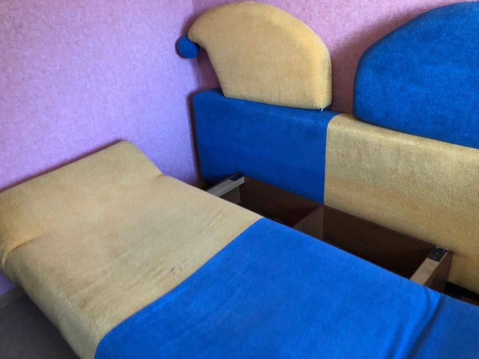 Продается тахта в отличном состоянии