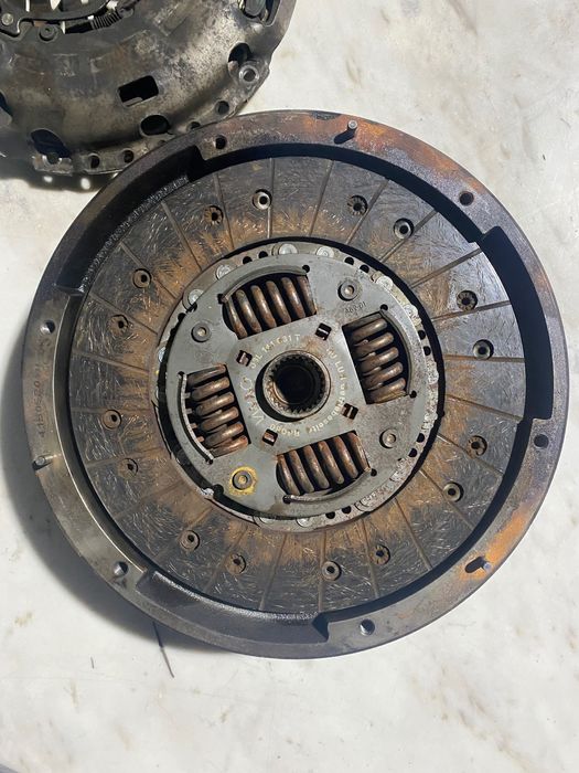 Съединител /денфер/ феродов притисквателен диск 2.0 VW Crafter