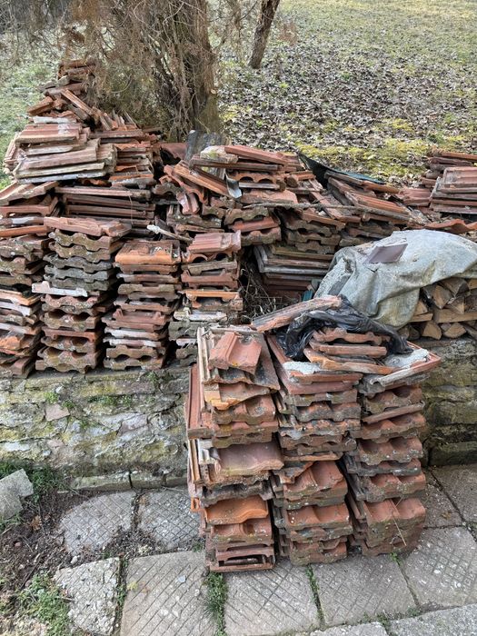 Използвани керемиди подарявам