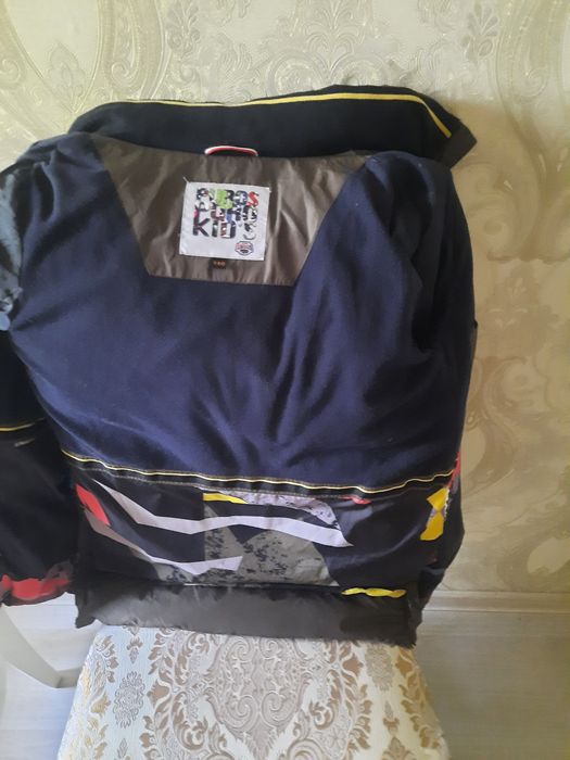 Продается детская зимняя куртка