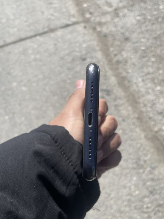 Айфон 11 сатылады