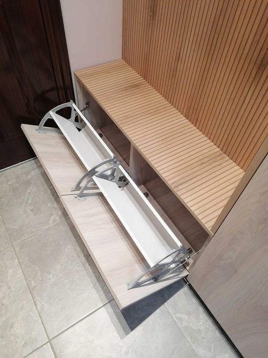 Мебели по поръчка