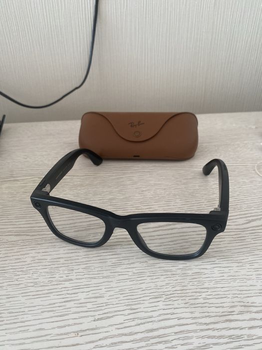 Очки Ray-Ban 32гб черный