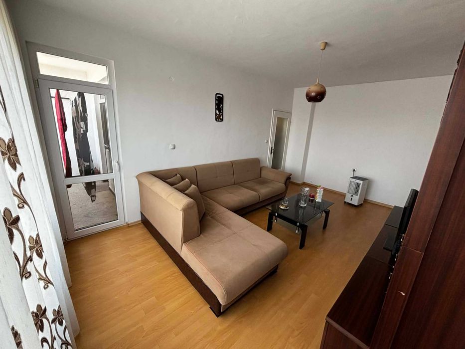 Частно лице продава 3-стаен, КАТ гр. Пазарджик