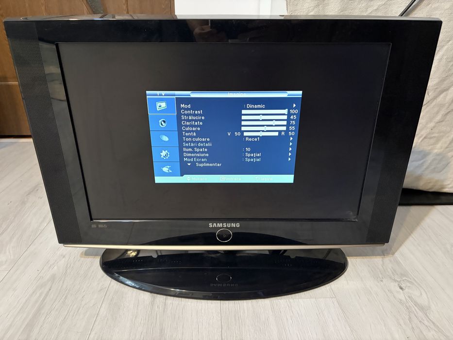 Samsung LE22S8 22 inchi HD Ready cu HDMI