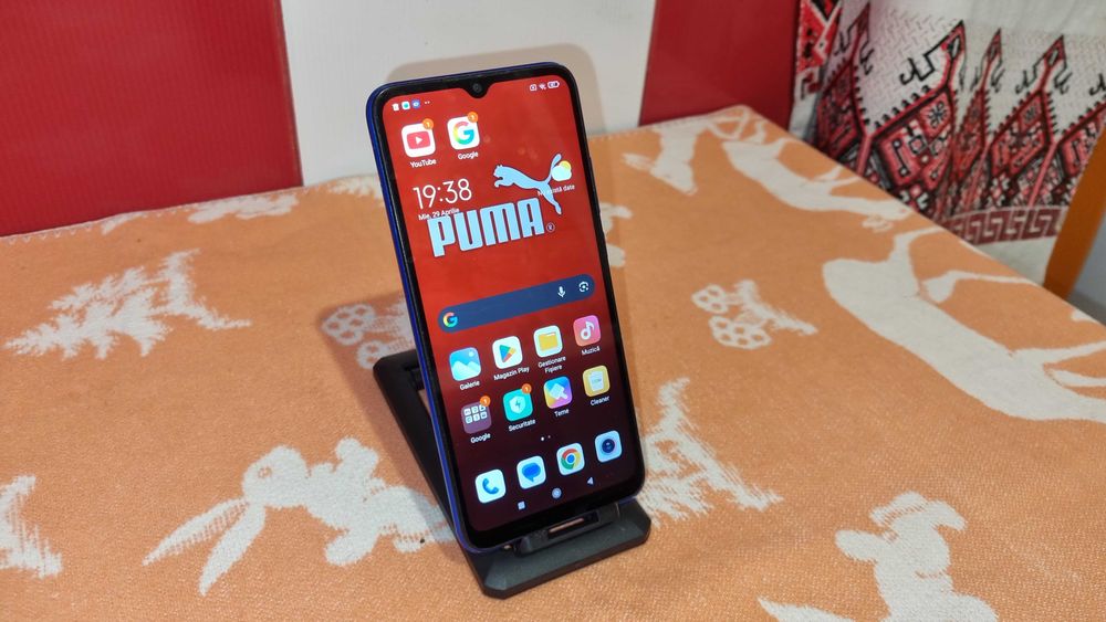 Xiaomi Redmi 9 =  200 lei