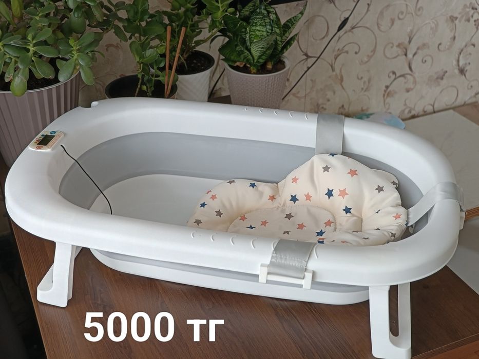 Продаются вещи для мам и малышей