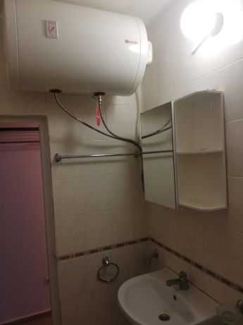 Дава се под наем Двустаен апартамент в Бургас, Меден рудник - зона В - 70 кв.м за 150 € - Снимка #9