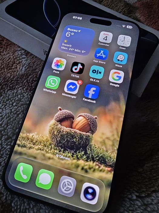 Vand/schimb iPhone 16 Pro Max...liber de rețea