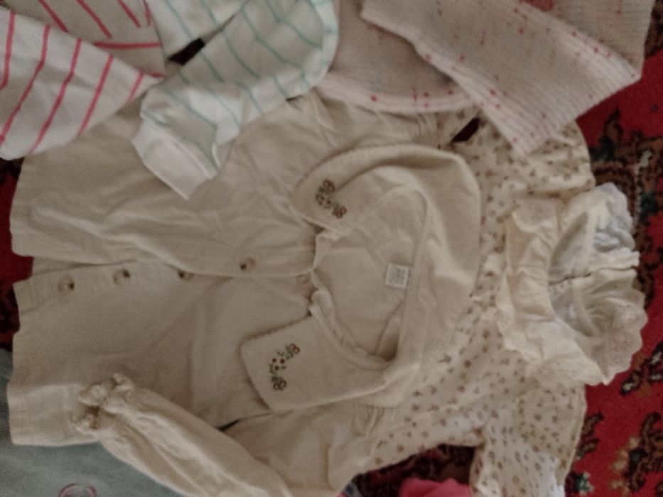 Продам целый пакет вещей для девочки. Пакет 100.000