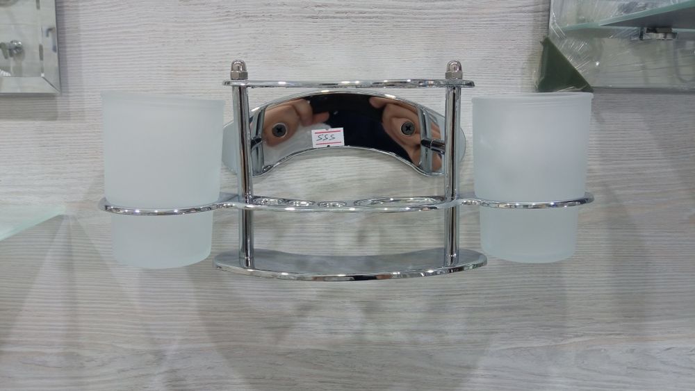 Для зубной пасты и щетки