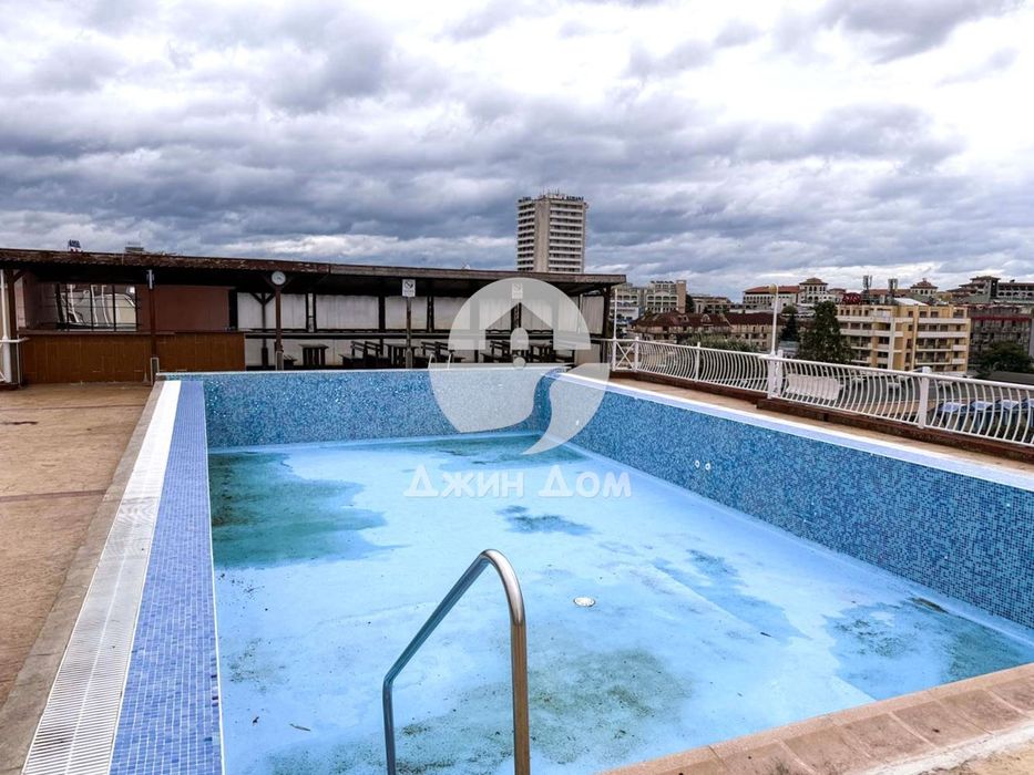 Продава се Двустаен апартамент в к.к. Слънчев бряг - 65 кв.м за 1231 €/кв.м - Снимка #9