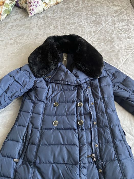 Зимний пуховик  38 р