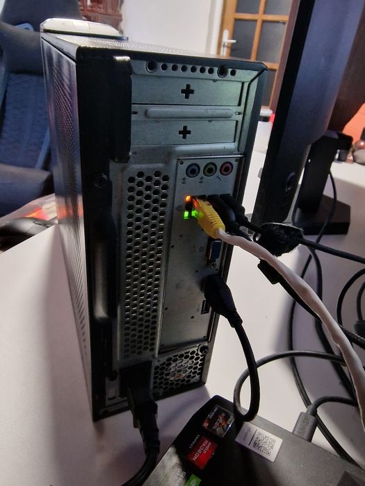 Mini PC Packard Bell Imedia S2883 | Intel J1900, 4GB RAM, Win 10