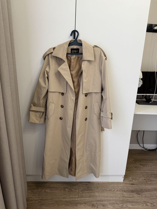 Продам тренч !!!