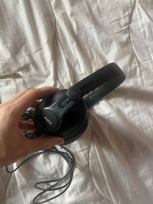 Casti AKG K371 stare perfecta.