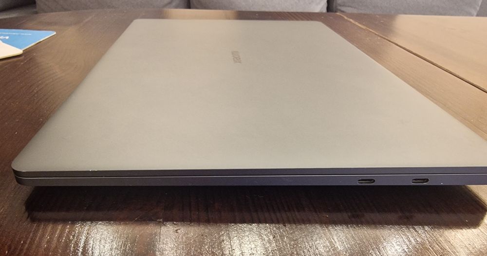 Xiaomi Mi Notebook Pro 15 OLED 3.5k / Ryzen 7 5800H / 16GB RAM / 512 GB SSD