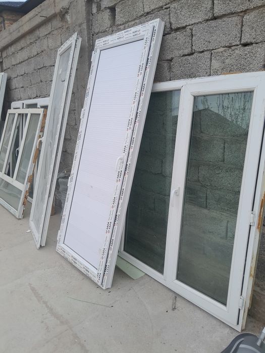 Пластиковые окна, дверь