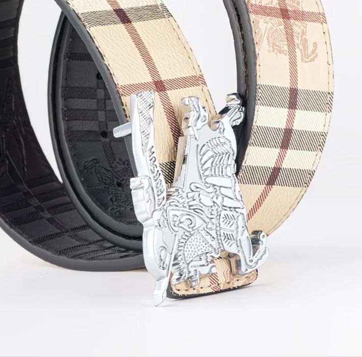 Классический мужской ремень Burberry