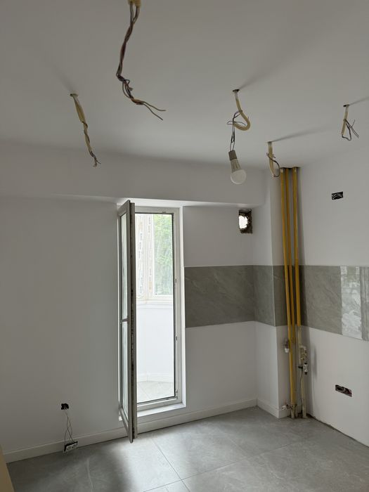 Amenajări interioare,gleturi,finisaje,gresie,faianta,rigips