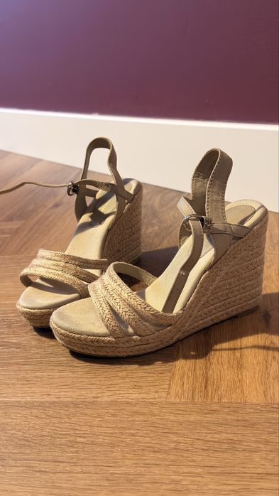 Sandale cu platforma Tommy Hilfiger 36