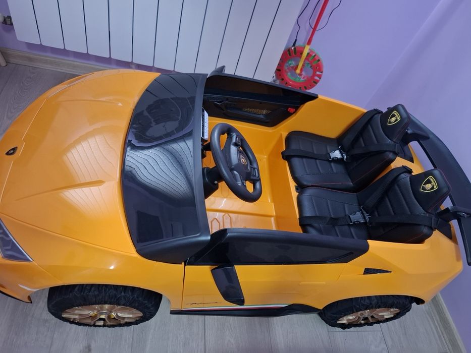 Акумулаторна кола Lamborghini