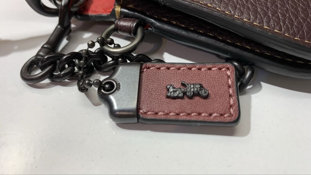 Дамска клътч чанта Coach