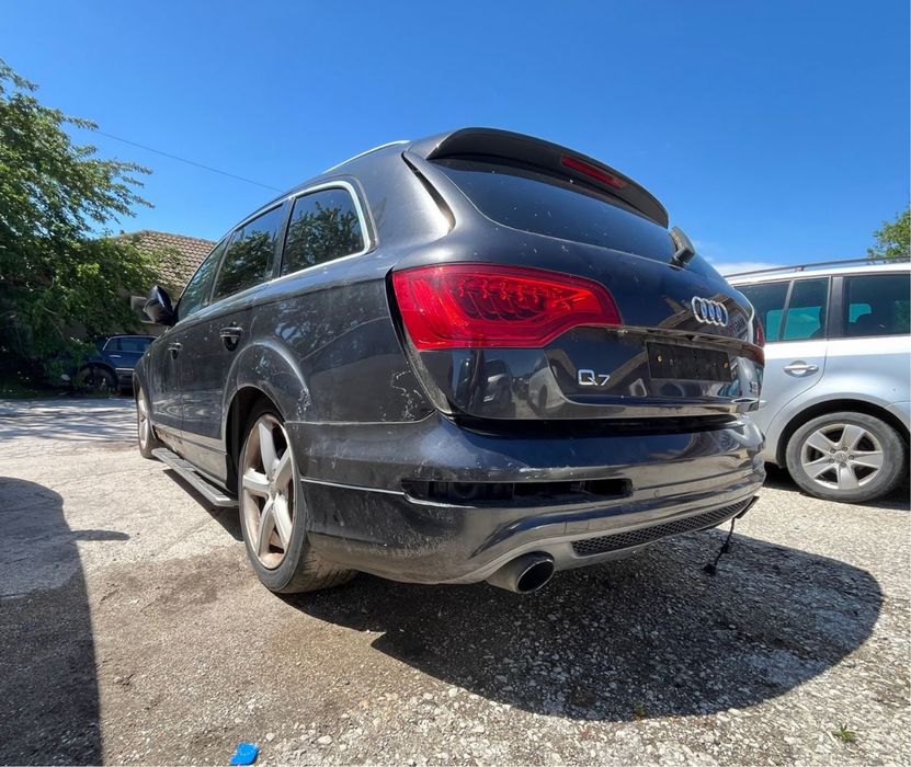 На части Audi Q7 Facelift Xenon 3.0tdi 245кс Автомат Quattro CCM CJG налични няколко бройки фейсови фарове стопове