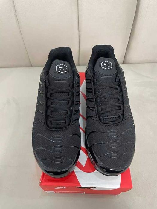 Nike Air Max TN Plus Triple Black 36,37,38,39.40,41,42,43,44,45,46