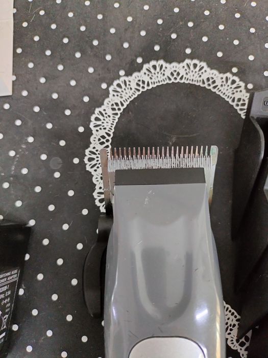 Продам машинку для стрижки волос