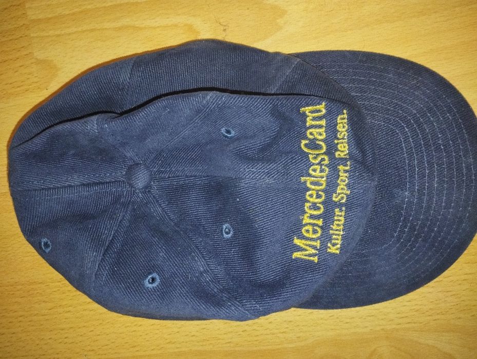 Sapcă nouă Mercedes