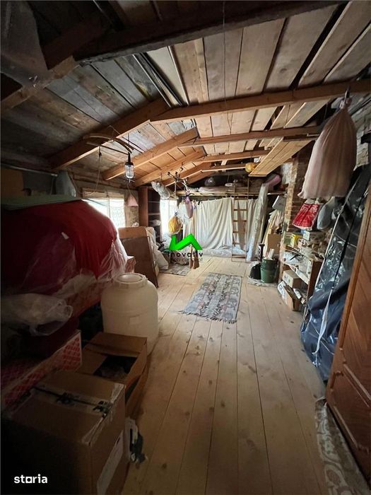 Casa de vanzare 3 camere pivnita Sibiu Lupeni