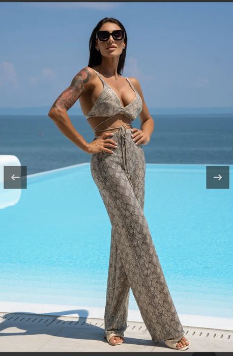 Pantaloni bej cu paiete strălucitoare, model cu pantaloni largi