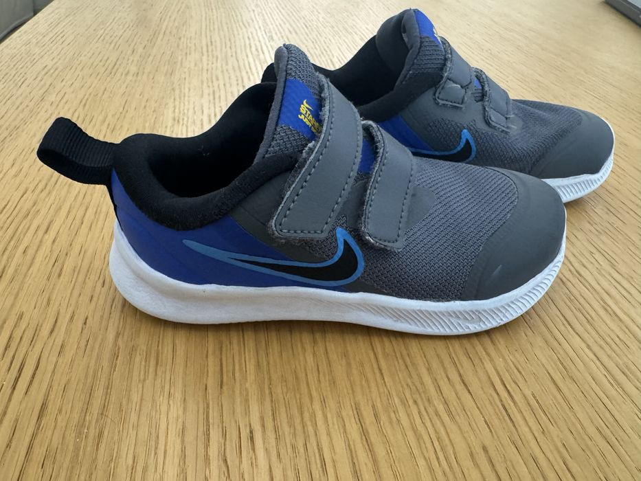 Nike детски маратонки 25 номер