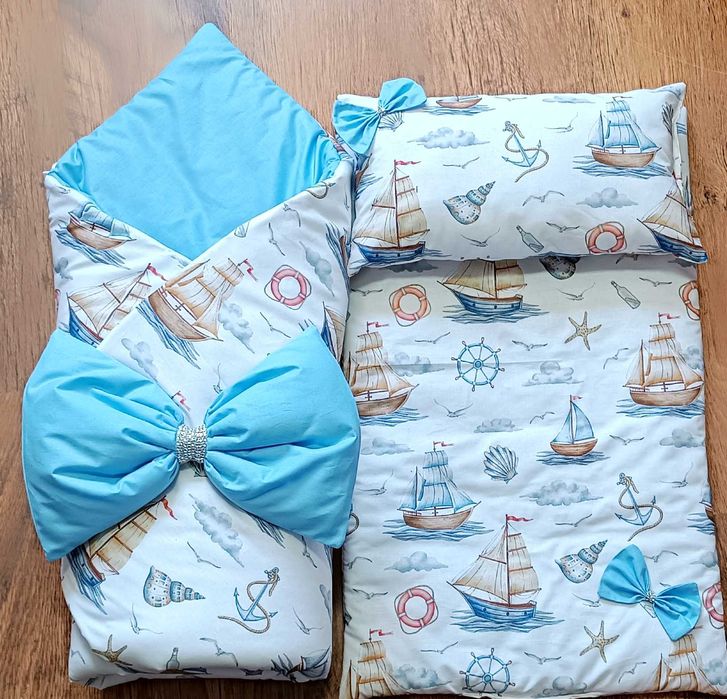 Продавам комплект от порт бебе, подложка и възглавница