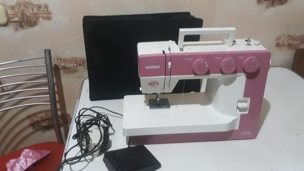 Shveynaya mashinka Janome