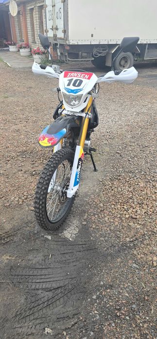 Продам мотоцикл Эндуро