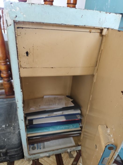 Сейф металлический советского производства