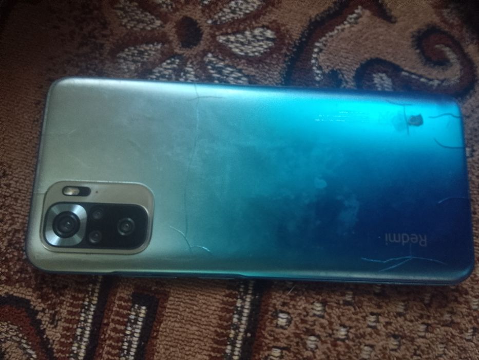 Телефон Redmi Note 10S